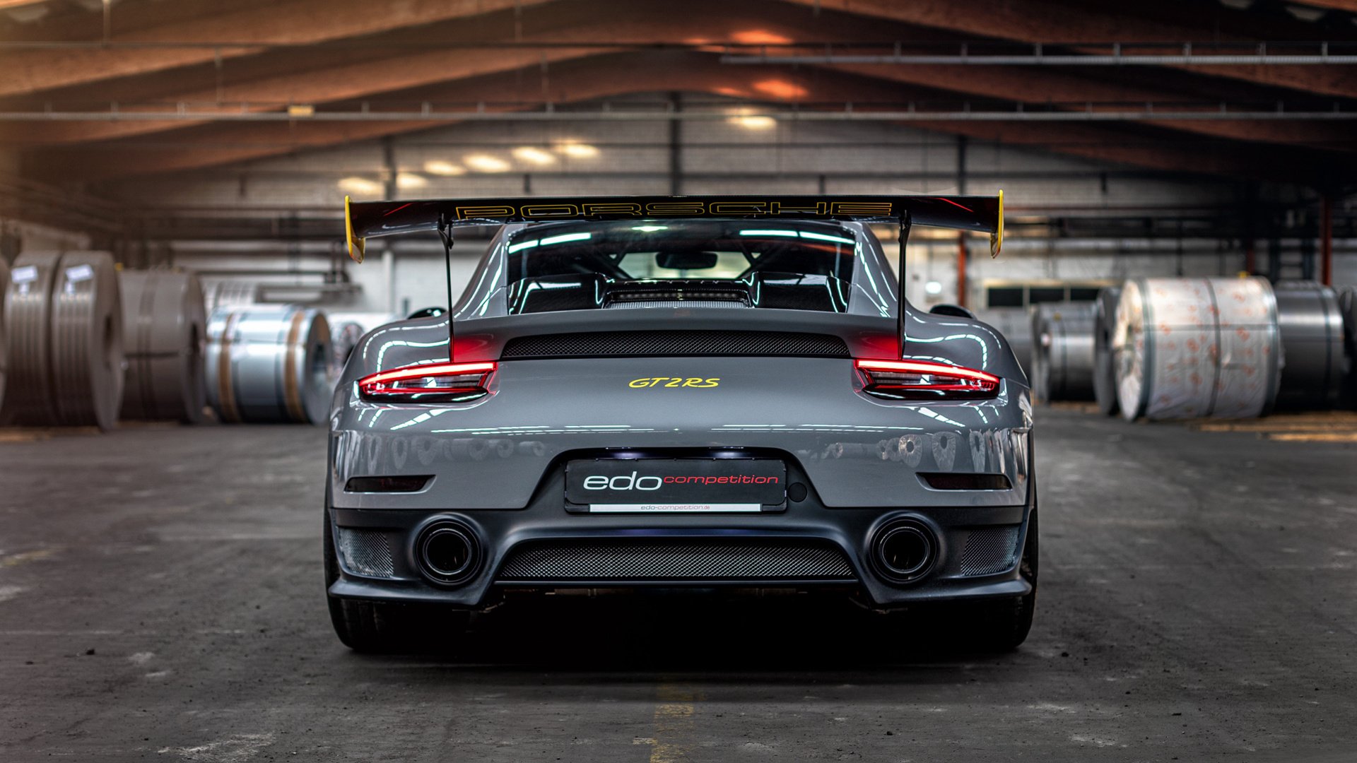 AIYOUXI.COM-田径训练中引入生物力学辅助动作优化，运用运动生物力学指导体育运动的案例