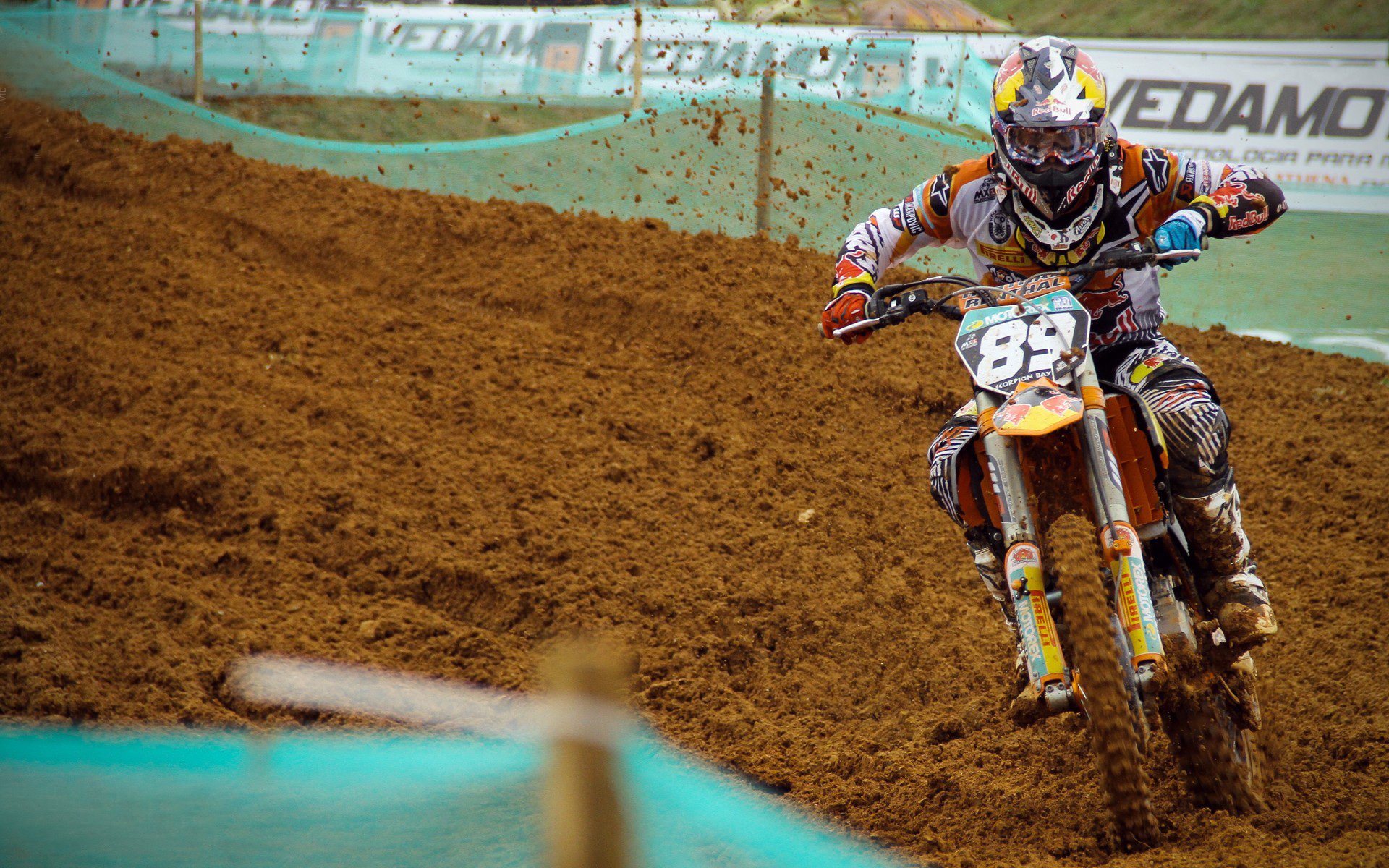 英超焦点战，精彩进球和神级扑救掀起高潮，英超专题